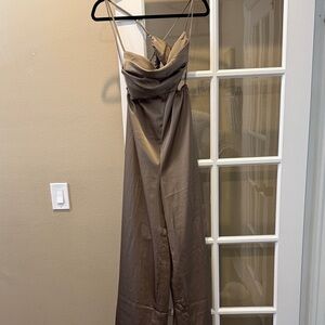 Chic Strapless Tan Dress